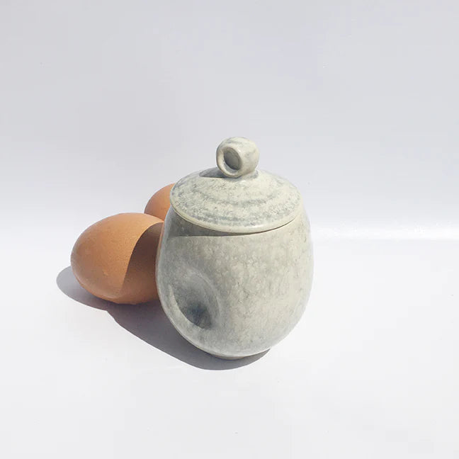 Clay egg outlet cooker