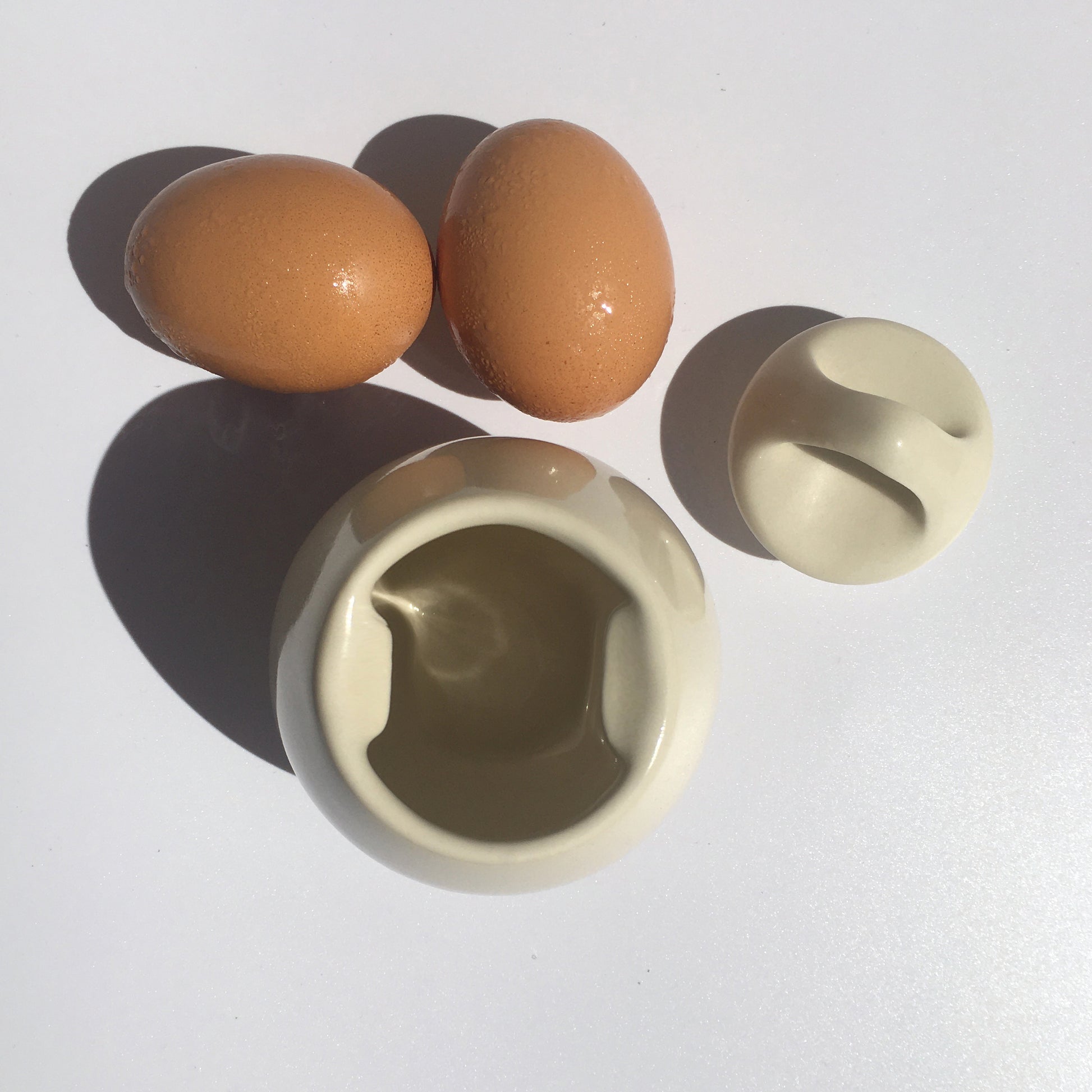 AggCoddler Small Julia Porcelain Multi-Purpose Gourmet Egg Cooker, 1-Egg Capacity